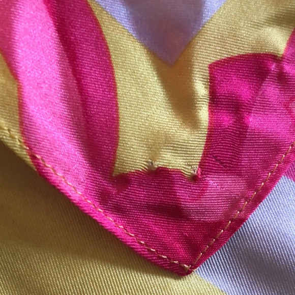 NWT Ann Taylor, 100% silk scarf - Picture 8 of 8